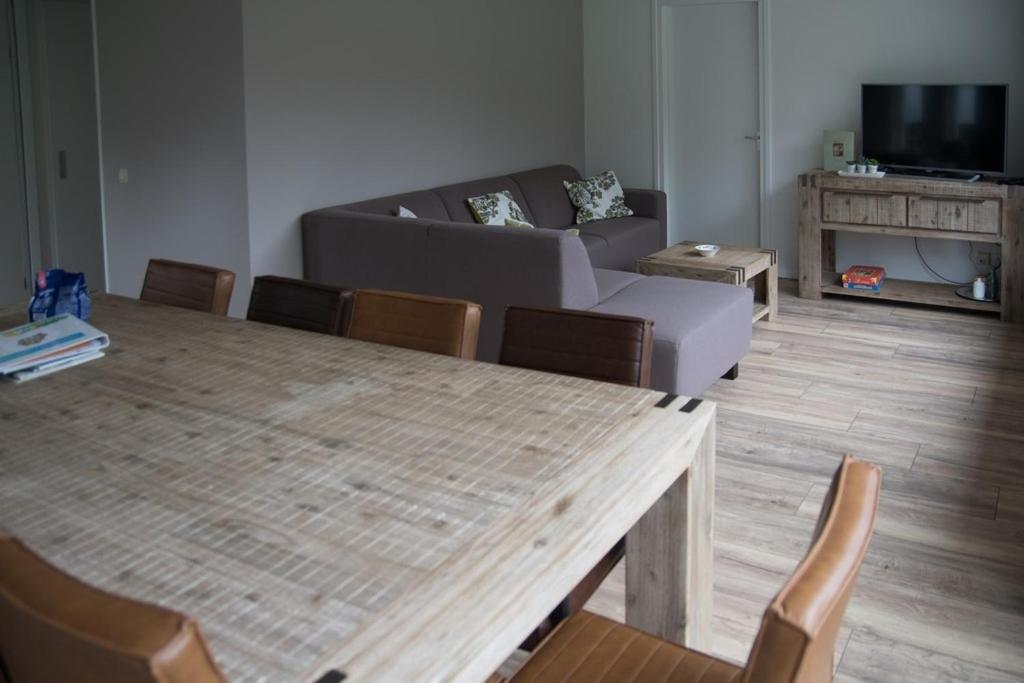 Groepsaccommodatie Kom In De Bedstee Sprookje Winterswijk Exterior photo